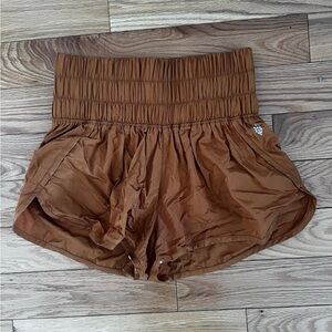 Free people movement short size M